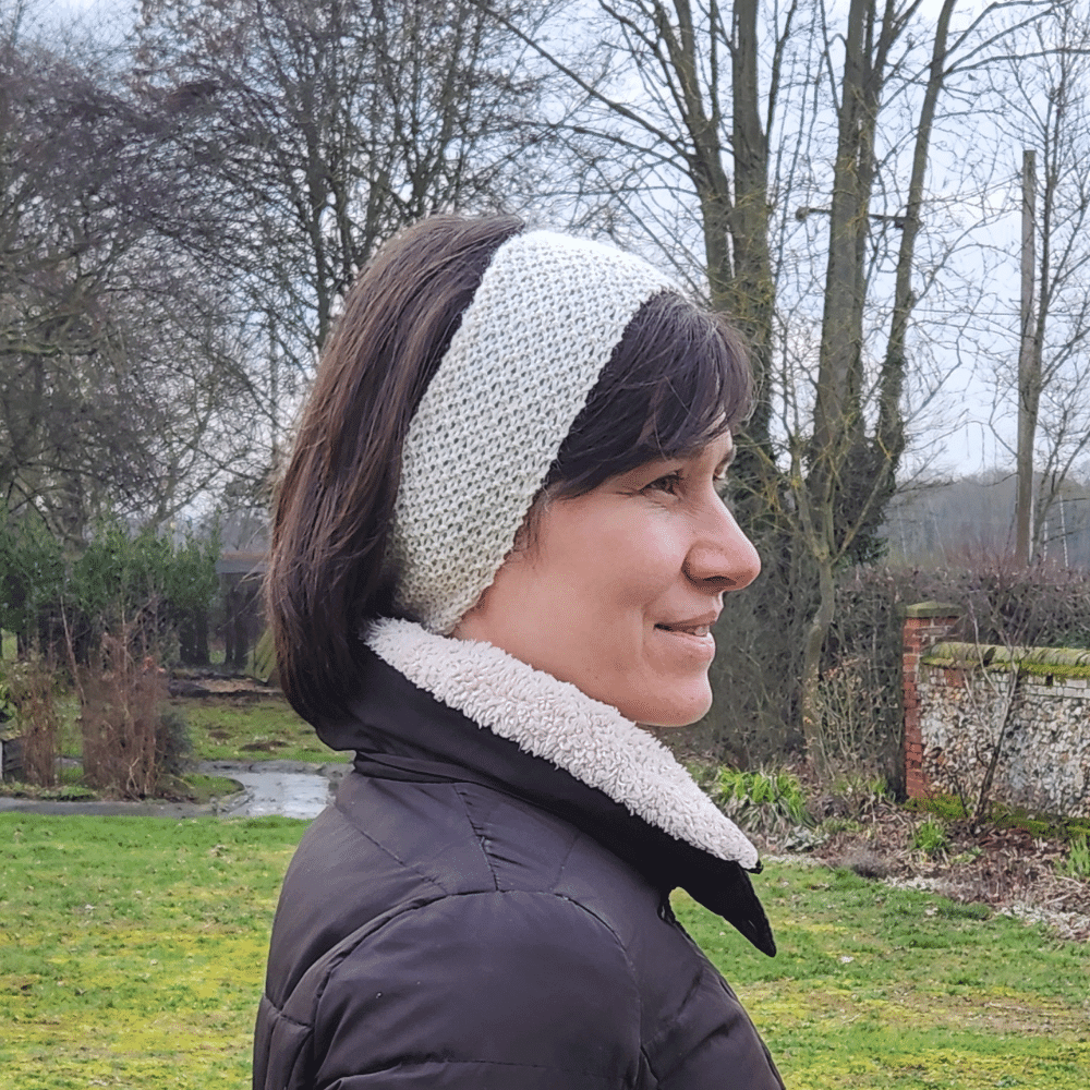 Alpaca wool headband knitting kit shown here in Parchment