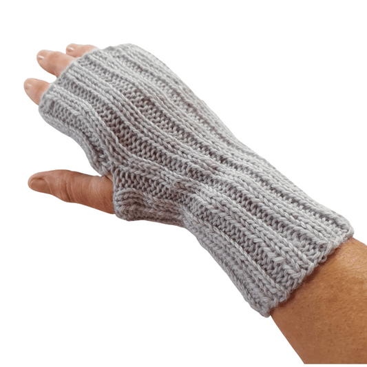 Alpaca wristwarmer wool knitting kit hat shown here in Lunar Grey