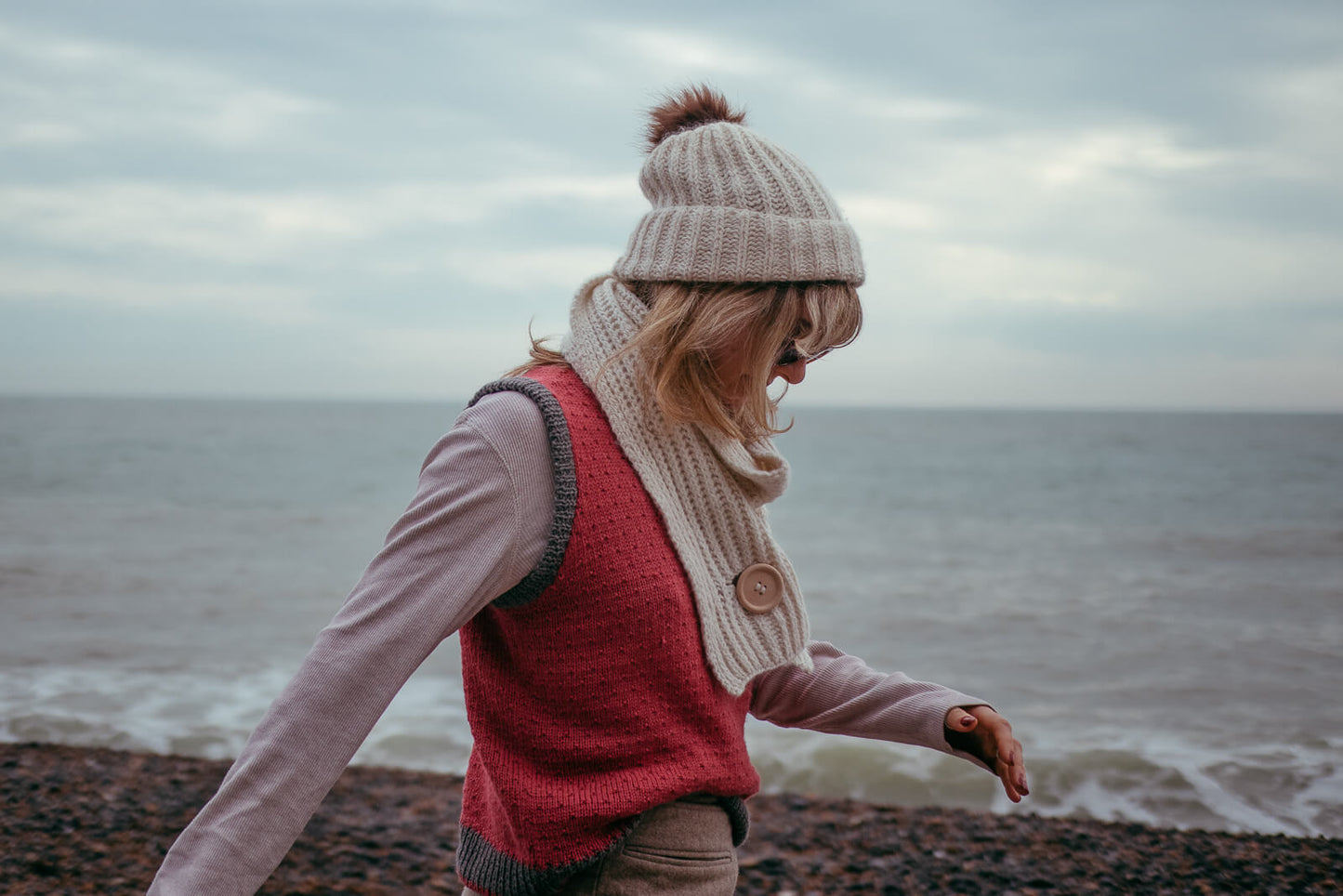 Aran weight alpaca yarn hat and scarf knitting kit