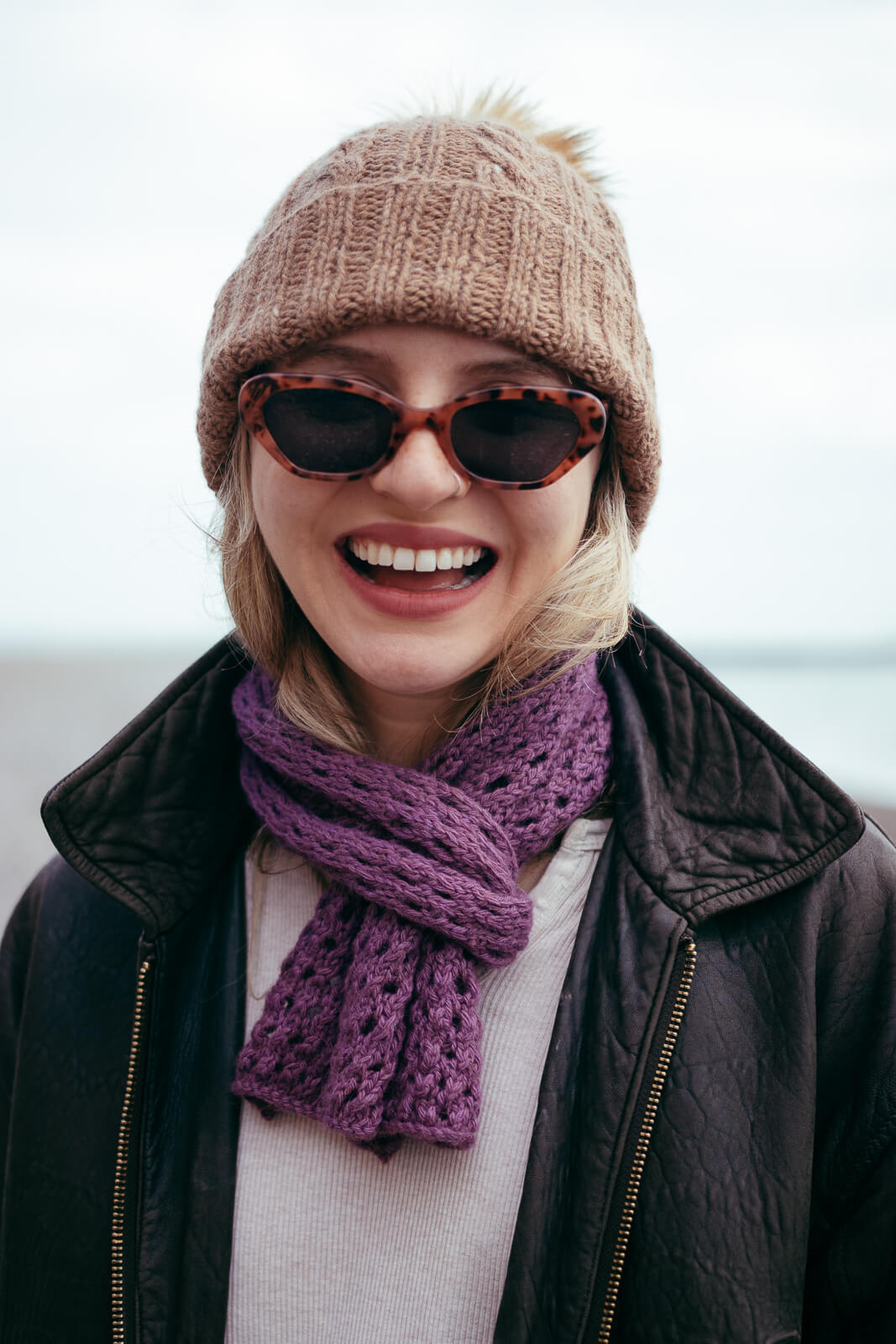 This alpaca wool cable hat knitting kit uses alpaca yarn from British and Irish farms. Shown here in Sandstone.