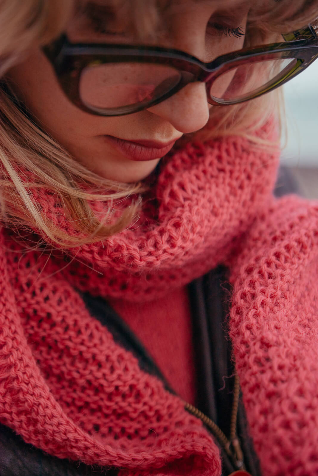 This alpaca wool knitting kit uses alpaca yarn from British and Irish farms