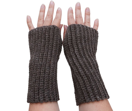 Crochet Kit - Wristwarmers - Gorgeous Alpacas