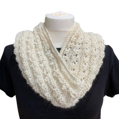 Restful Duchess Cowl – Easy Knitting Kit