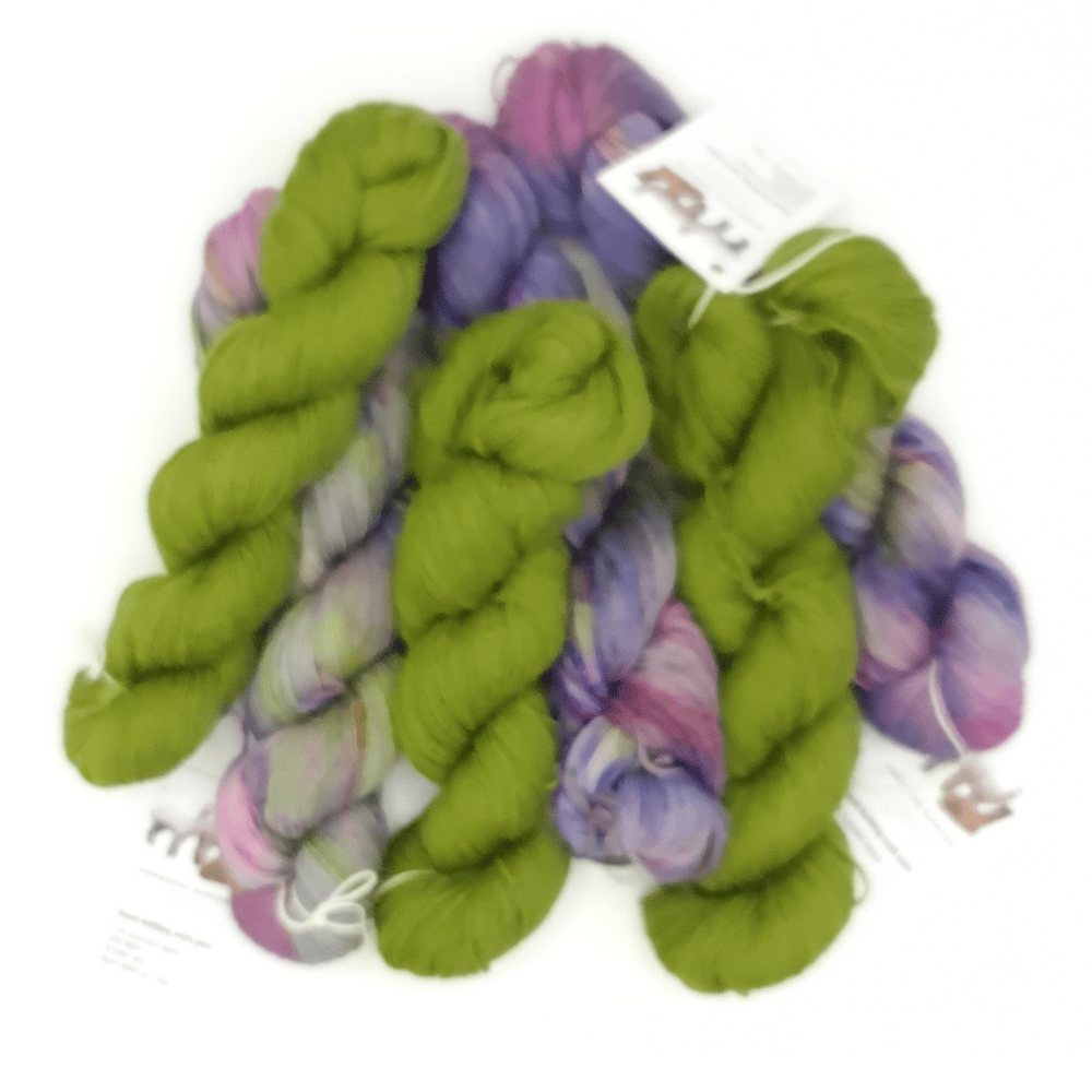 4-ply alpaca sock wool from British and Irish farms - shown here in Moss Green and Wild Heather