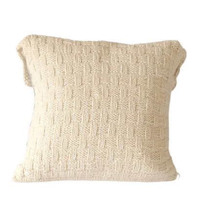 This chunky alpaca wool cushion knitting kit uses alpaca yarn from British and Irish farms.