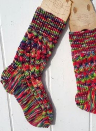 Pattern for Hurlers Socks for Manos Alegria Yarn