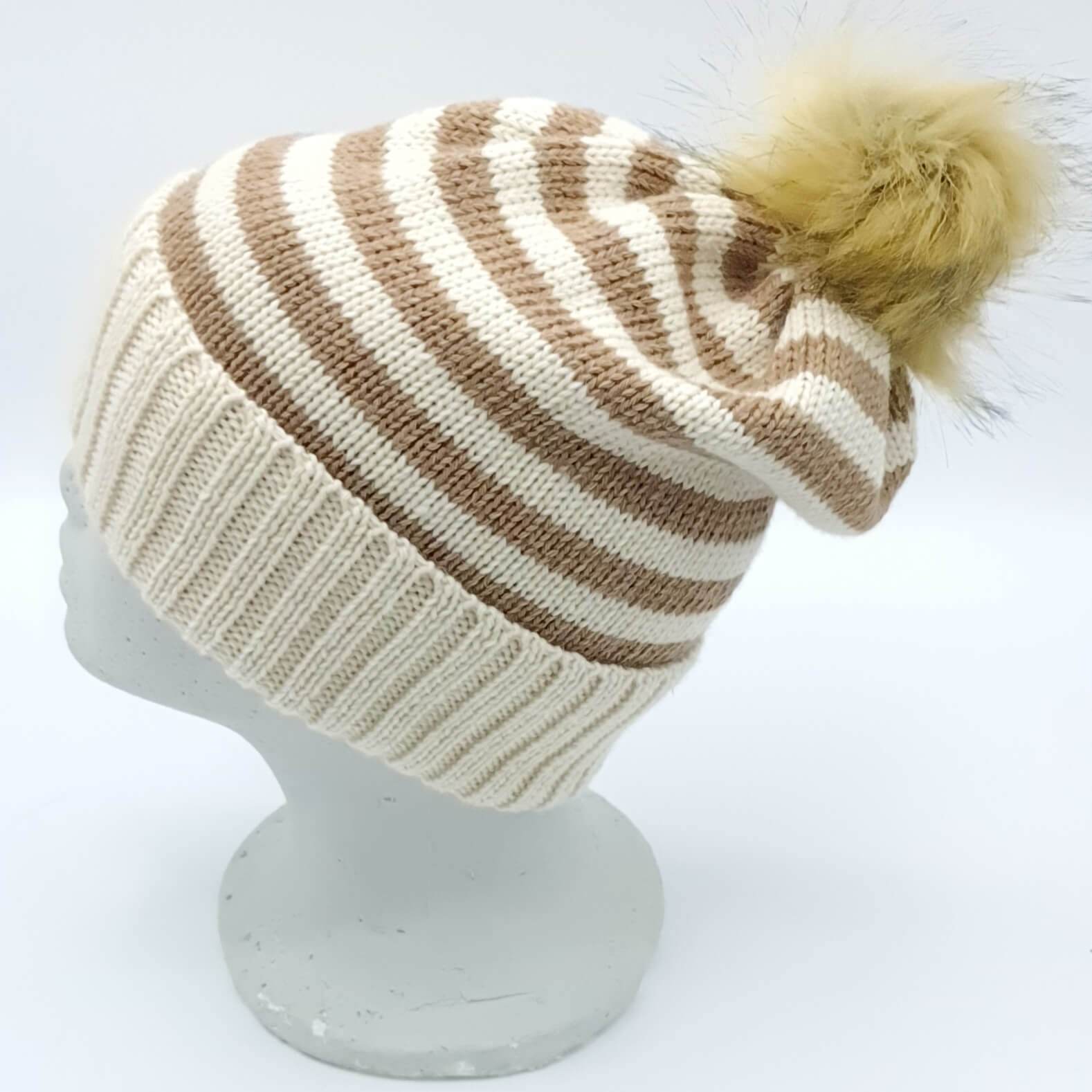 Classic Alpaca Hat - La Belle Blonde - Gorgeous Alpacas